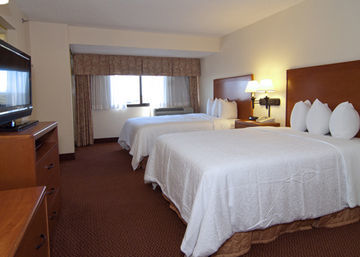 H I Express & Suites San Antonio Medical-Six Flags מראה חיצוני תמונה